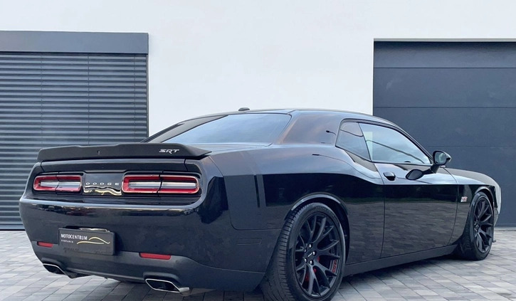 Dodge Challenger cena 209900 przebieg: 33890, rok produkcji 2015 z Stalowa Wola małe 781